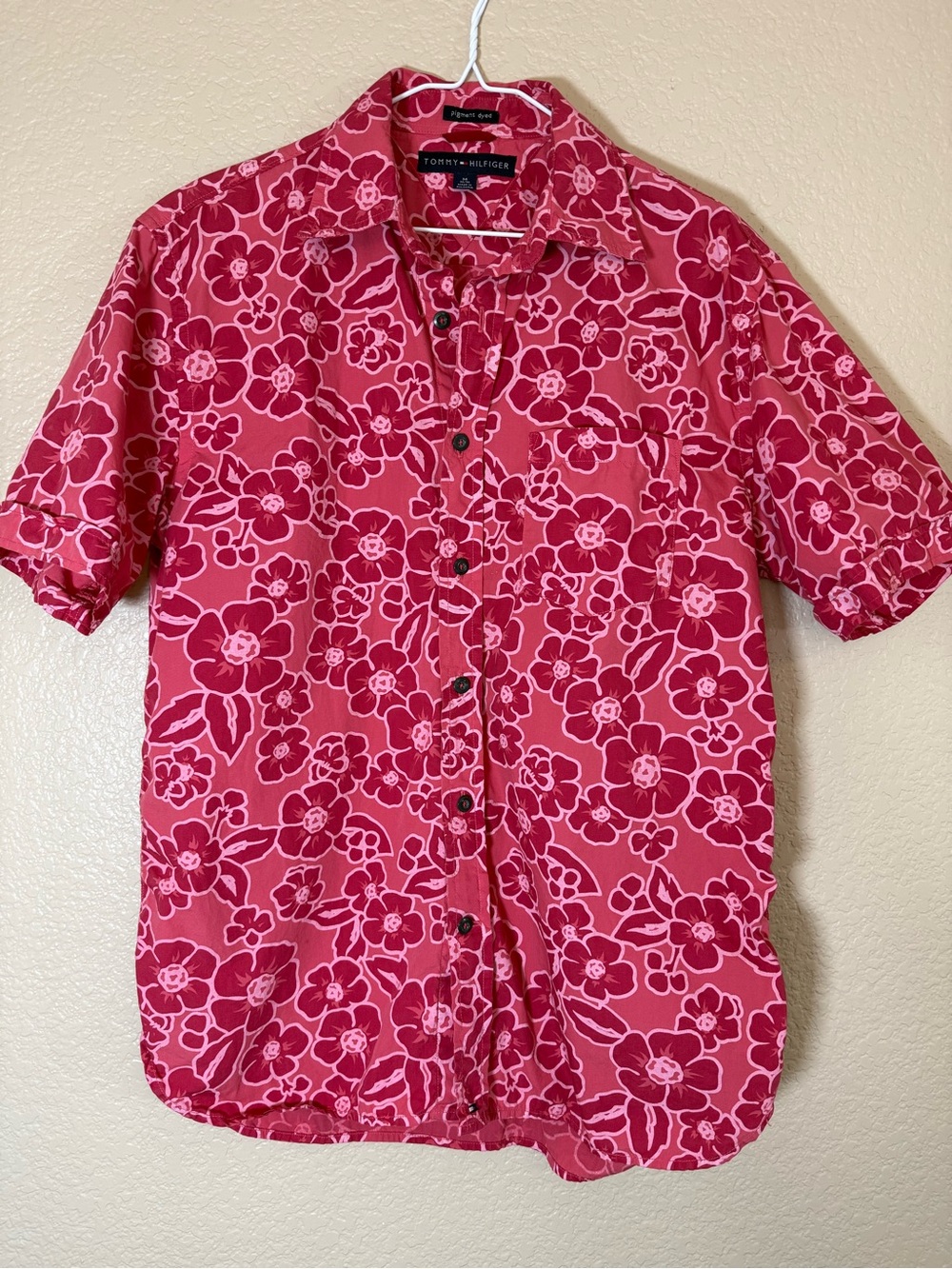 Tommy Hilfiger Hawaiian shirt Pigment Dyed Floral Pink Red Camp Shirt Medium